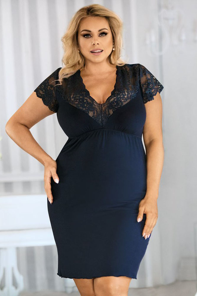 Plusz méretű fehérnemű. Érzéki és nőies