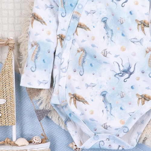 ABN-5441 Sea Of Joy Nini boríték body kék - organikus pamut, babák számára