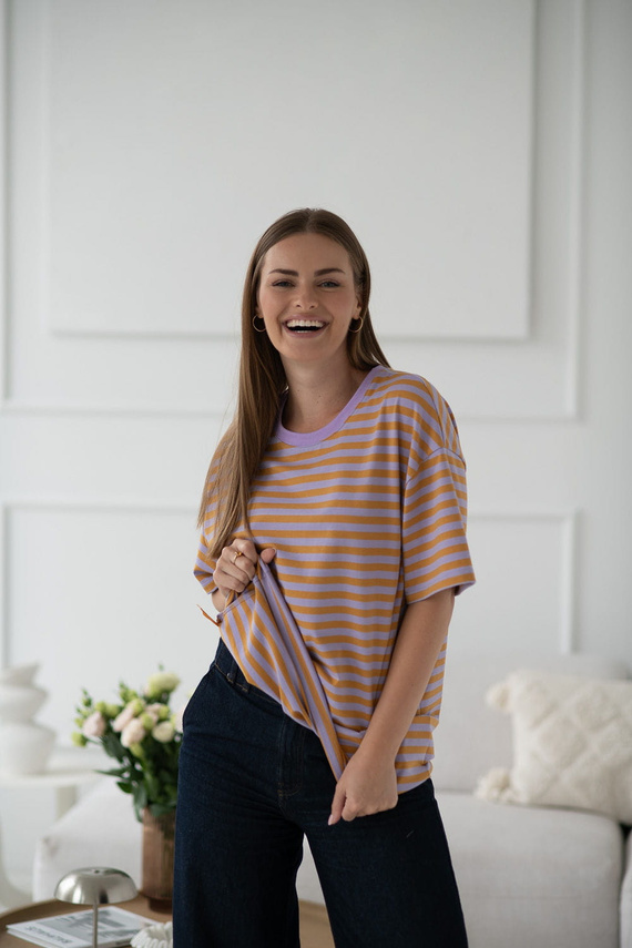 Mamahood Terhesség és szoptatás póló Milk&Love méz és lila csíkos - kényelmes és elegáns