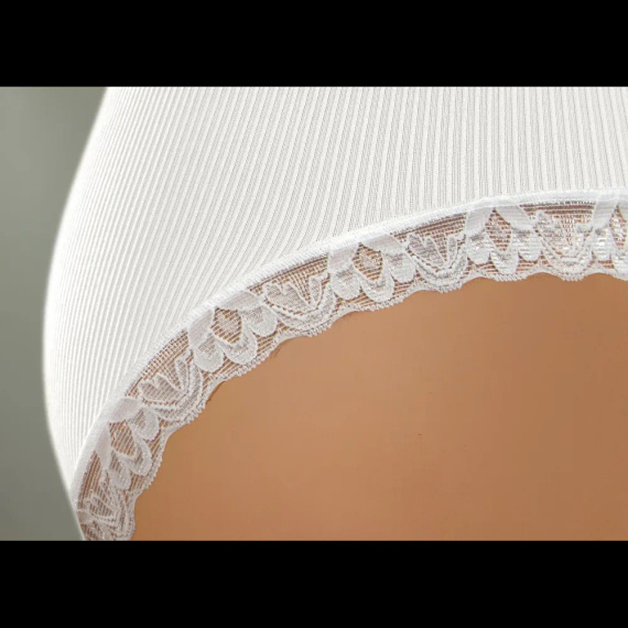 Sesto Senso 6108 női bugyi csipke varrás nélküli rugalmas kényelmes white