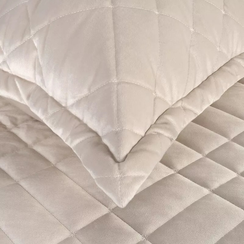 Ria 6 Velúr dekoratív ágytakaró Eurofirany krém