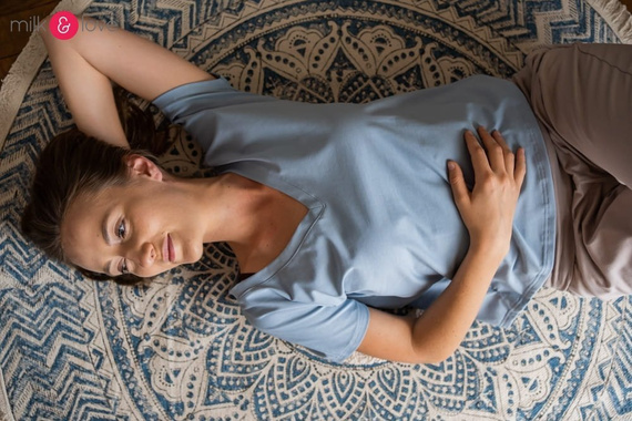 Two Ways bluzka ciążowa i do karmienia dwustronna krótki rękaw Milk&Love błękitny