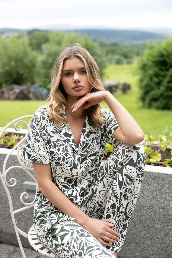 Louise Sensis női pizsama khaki-ecru viszkózból, gombos felső és hosszú nadrág