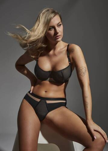 2351 Maxi Lupoline puha melltartó - fekete bézs