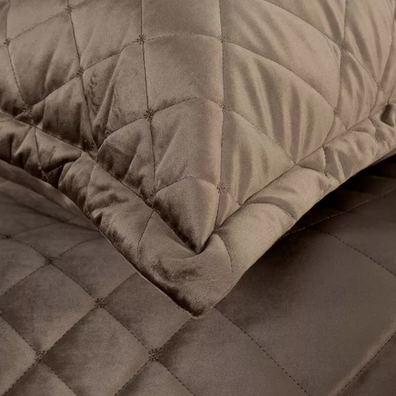 Ria 6 Velúr dekoratív ágytakaró Eurofirany barna