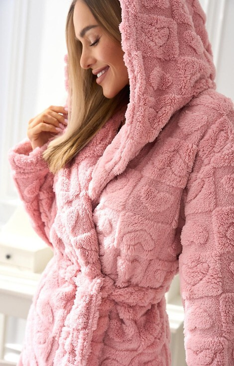 2553 Valentina Női rövid női köntös L&L kapucnival és zsebekkel - púderrózsaszín