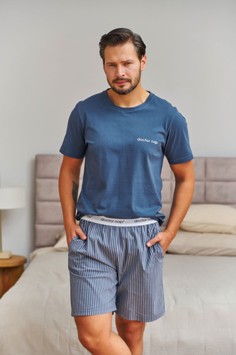 7424 Doctor Nap férfi pamut pizsama denim kék csíkos rövidnadrággal