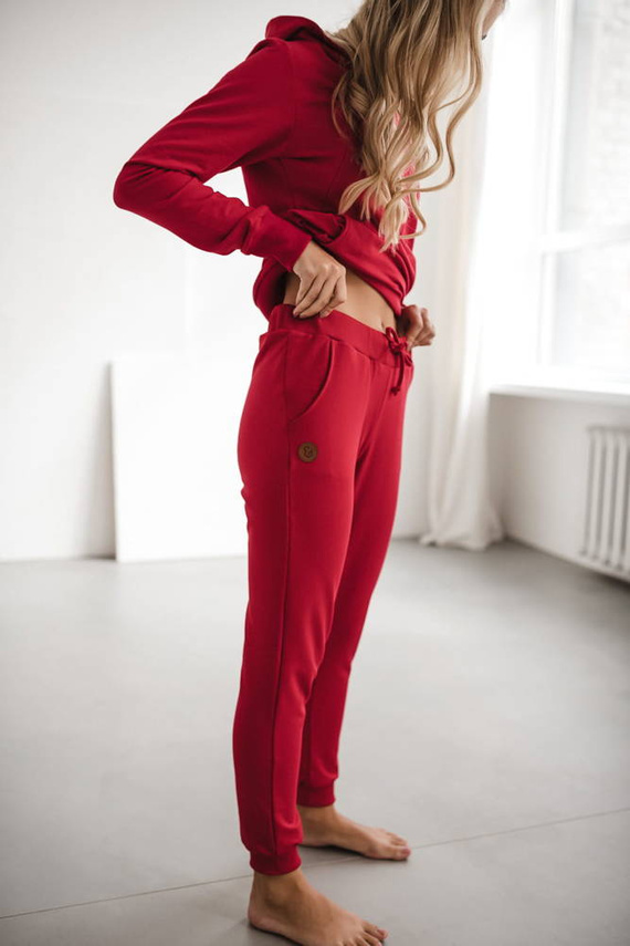 Spodnie dresowe ciążowe Milk&Love karminowa czerwień