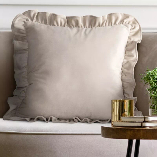 Brenda 45x45 zsályazöld bársony párnahuzat fodorral beige