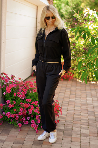 Mili Mirale női tréningruha pamutból, kényelmes szett zsebekkel - lengyel gyártmány - fekete