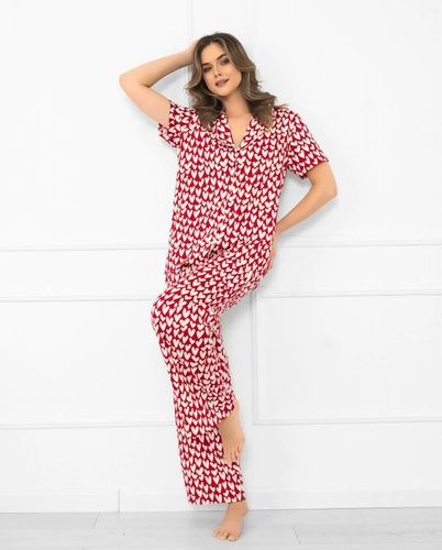 Ksenia Italian Fashion - női pamut pizsama szívekkel, gombos ing, hosszú nadrág zsebekkel