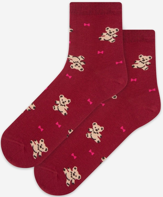 U84.01P Női zokni Wola Perfect Woman piros 960-as pamut, színes mintás női zokni