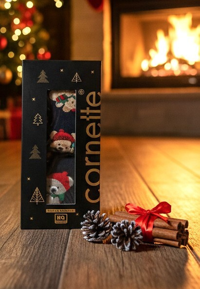 914/02 Cornette férfi karácsonyi szett Teddy - boxeralsó és zokni, pamut