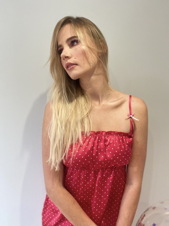 369 Laurine hálóing - málna