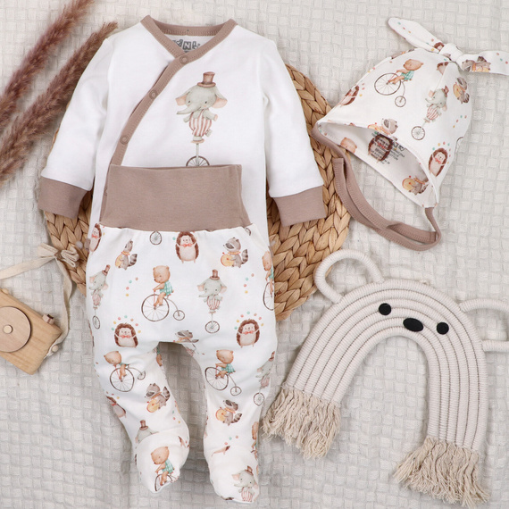 ABN-5582 Circus bébi borítékos bodysuit by Nini - 100% organikus pamut, nikkelmentes kötőelemek, Lengyelországban készült