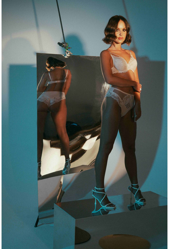 2153 Ava push-up melltartó - bézs