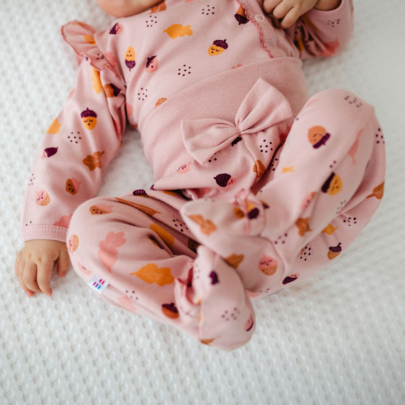 Fluffy Tails baba félalvó Eevi- rózsaszín, pamut masnival