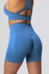 kék `