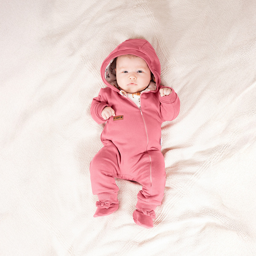 216271 Lala Bélelt melegítőnadrág Nicol - rózsaszín baba overál, 56-68-as méret