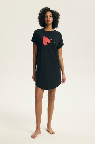 Női hálóing 44490 Emela barack Henderson, 100% pamut, rövid ujjú, félköríves nyakkivágás, női hálóing 44490 Emela, 100% pamut, rövid ujjú, félköríves nyakkivágás