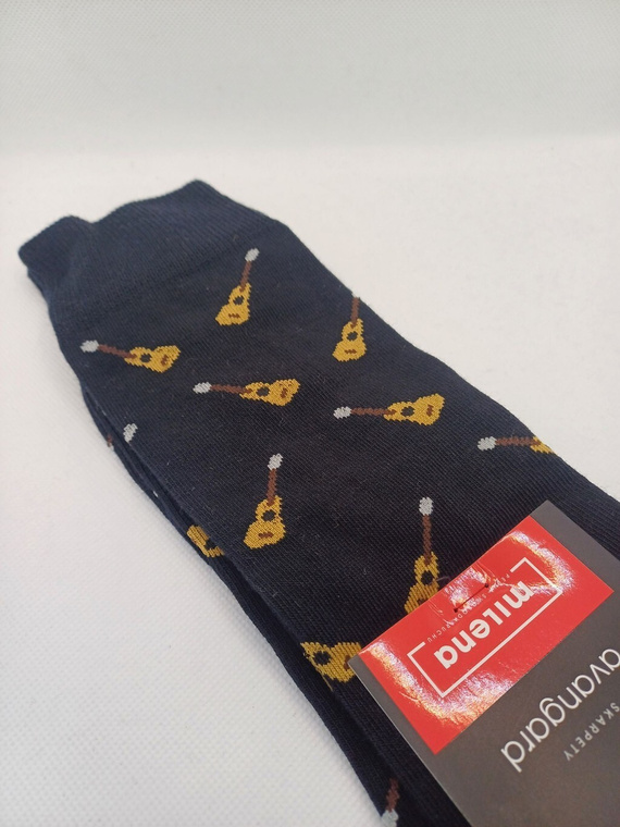 Férfi zokni Milena Avangard 0125-122 - Small Guitars | Pamut, nem nyomott pánt, lengyel gyártmány - fekete