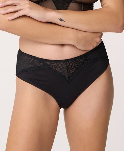 Babell 225 női pamut bugyi csipkével – klasszikus és kényelmes