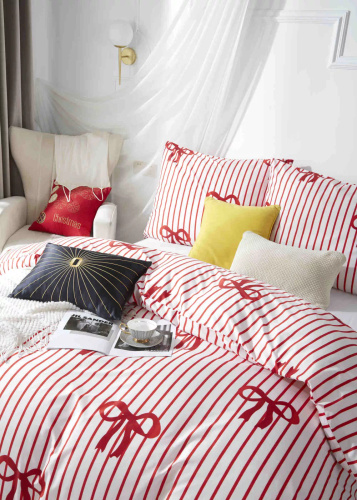 Xmass Bow karácsonyi mikroszatén ágynemű fehér piros íjak I25 Spod Igły i Nitki - puha, sima és tartós