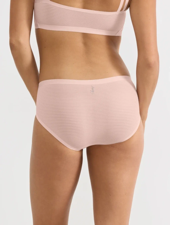 sloggi ZERO Feel Air Hipster varrásmentes női alsó cherry pink