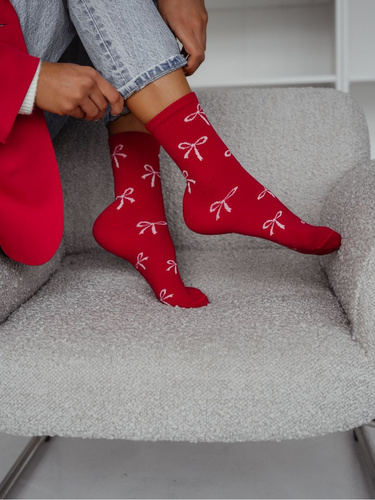 0200.198 Bows - női pamut zokni Milena, piros