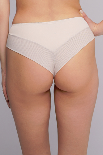 2256 Ava bézs bikinialsó - sima mikroszálas, érzéki kivitel, tökéletes illeszkedés