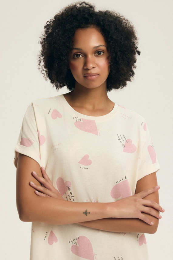 Női hálóing 44490 Emela barack Henderson, 100% pamut, rövid ujjú, félköríves nyakkivágás, női hálóing 44490 Emela, 100% pamut, rövid ujjú, félköríves nyakkivágás