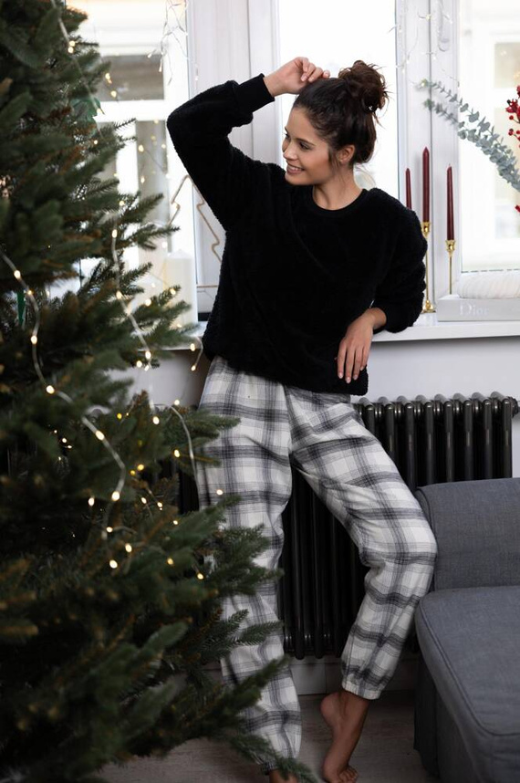 Meredith Sensis női pizsama - fekete