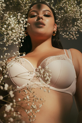 2163 AVA Powder Powder Semi-Soft Elegáns melltartó csipkével