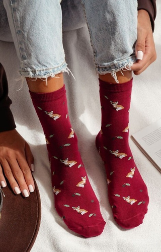 0200-182 Foxes and Leaves Női zokni Milena - pamut - bordó