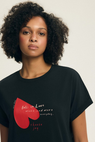 Női hálóing 44490 Emela barack Henderson, 100% pamut, rövid ujjú, félköríves nyakkivágás, női hálóing 44490 Emela, 100% pamut, rövid ujjú, félköríves nyakkivágás