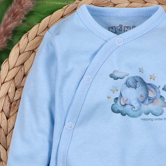 ABN-5603 Nini Little Dreamers borítékos bodysuit bio pamutból csecsemőknek kék - nikkelmentes rögzítőelemek, 100% biztonság