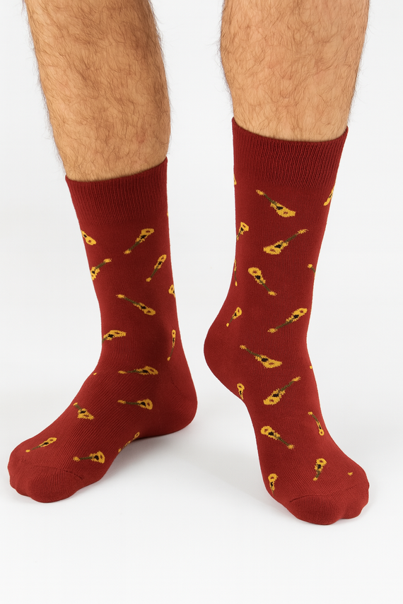 Férfi zokni Milena Avangard 0125-122 - Small Guitars | Pamut, nem nyomott, lengyel gyártmány - bordóbarna színű