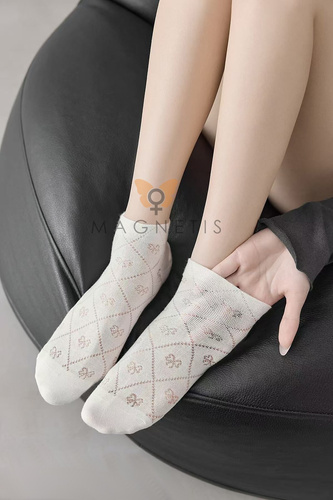 Magnetis CC-251102 női pamut titokzokni ecru finom mintával