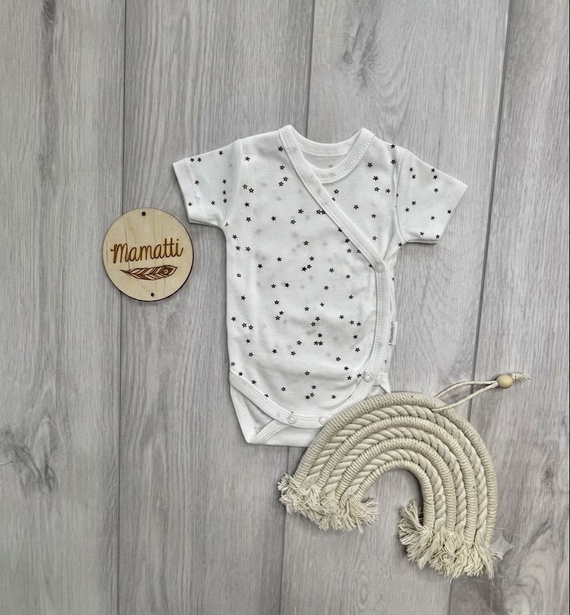Mamatti BK16225 babatest body, rövid ujjú, csillagmintás