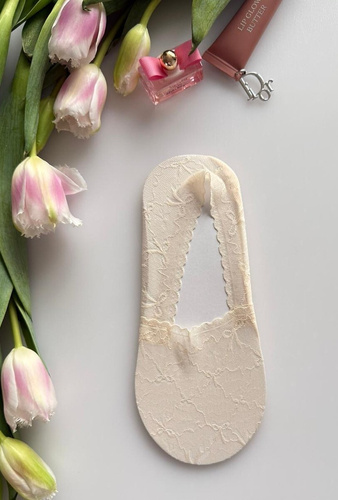 Magnetis női balerina zokni csipkéből szilikonnal – láthatatlan zokni beige