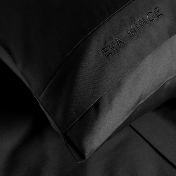 1B Elegáns szatén ágynemű Eva Minge Eurofirany fekete | 100% pamut makoszatén