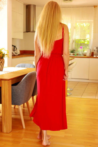 Grace Mirale - Hosszú viszkóz ruha hasítékkal | Lengyel gyártmány - piros