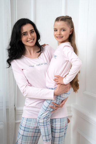 Glamour Női hosszú ujjú pizsama és hosszú nadrág Italian Fashion - rózsaszín/print