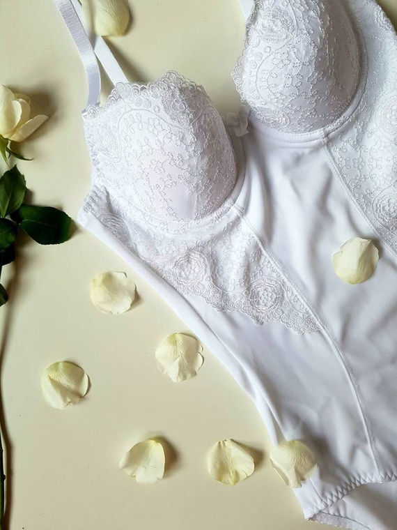 Gorsenia 184 Livia test csészékkel - fehér