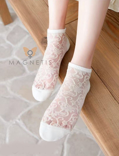 CC-251112 női titokzokni – pamut, hálós, virágmintás ecru