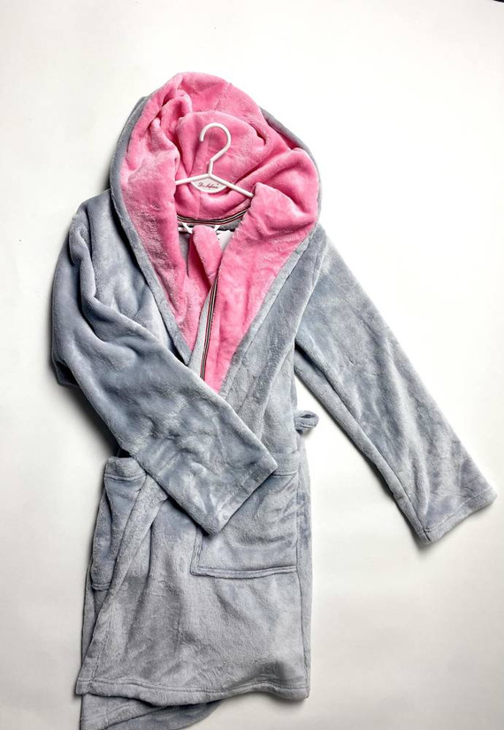 627 Soraya Női rövid köntös Forex - világosszürke / rózsaszín