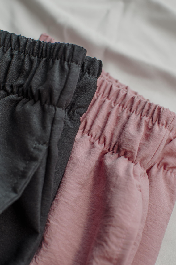 Maeve 875 De Lafense női pizsamanadrág - hosszú, egyszínű, zsebekkel - fekete