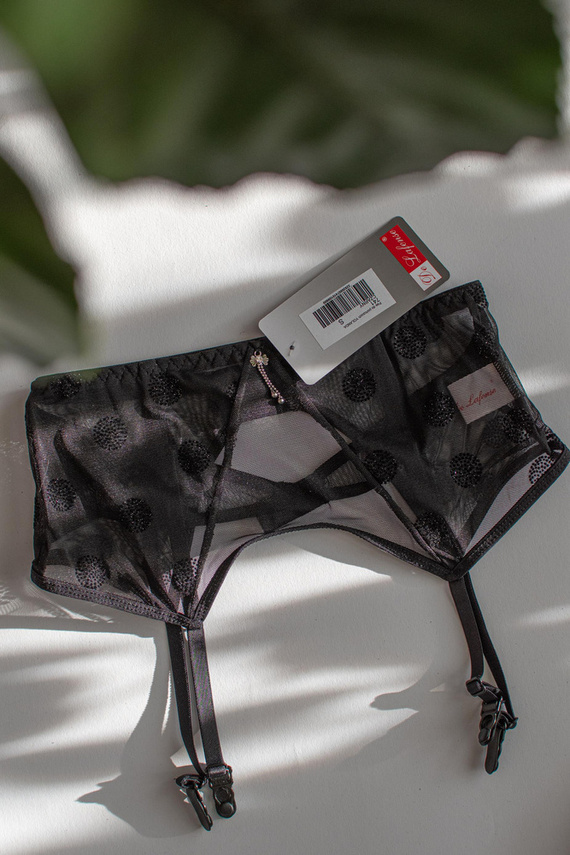 741 Yolanda harisnyatartó öv De Lafense- fekete