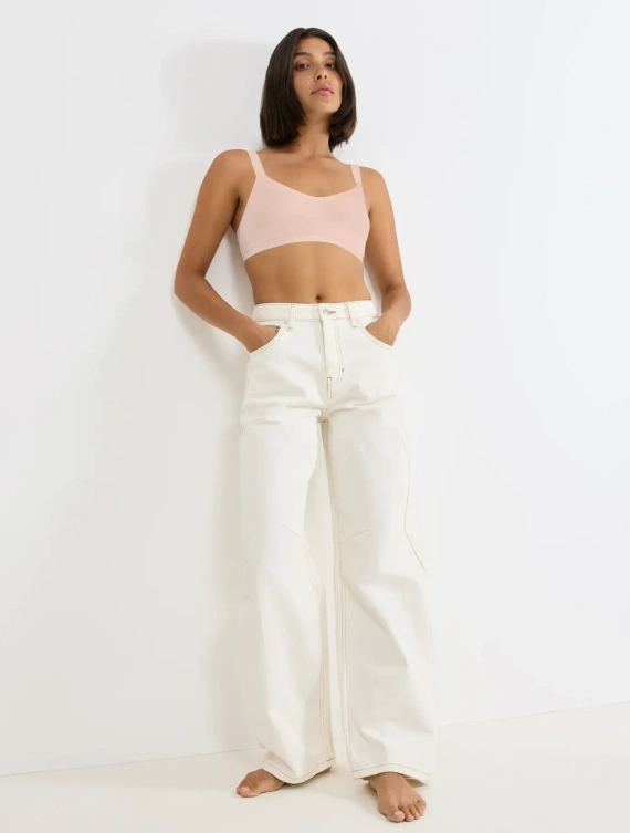 sloggi ZERO Feel Air varrásmentes bralette, könnyű és légáteresztő cherry pink