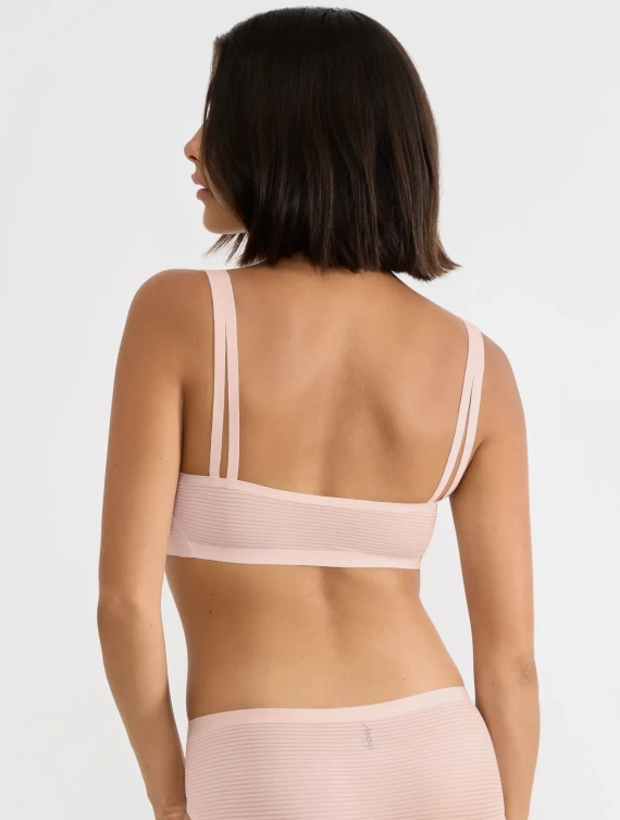 sloggi ZERO Feel Air varrásmentes bralette, könnyű és légáteresztő cherry pink